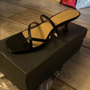 Ann Taylor Black Leather Kitten Heel Sandals - Size 7 1/2